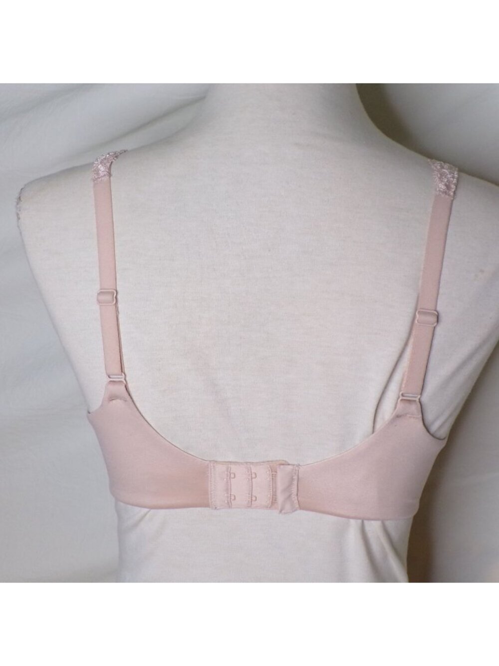 🆕 WACOAL Softly Styled Wireless Bra Rose Dust (Beige) 36DDD #856301 - Picture 9 of 10